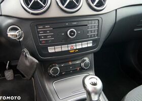 Мерседес Б-клас 2015 у Європі на Automoto.ua Сірий Мерседес Б-клас, об'ємом двигуна 1 л та пробігом 163 тис. км за 9662 $, фото 14 на Automoto.ua
