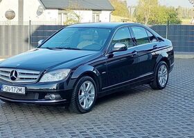 Мерседес Ц-Клас 2008 у Європі на Automoto.ua Чорний Мерседес Ц-Клас, об'ємом двигуна 1 л та пробігом 189 тис. км за 8463 $, фото 17 на Automoto.ua
