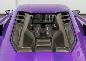 Ламборджини Revuelto 2025 в Европе на Automoto.ua Красный Ламборджини Revuelto, объемом двигателя 6.5 л и пробегом 3 тыс. км за 816664 $, фото 7 на Automoto.ua