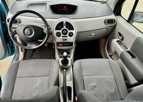 Рено Модус 2005 у Європі на Automoto.ua Синій Рено Модус, об'ємом двигуна 1.15 л та пробігом 181 тис. км за 1754 $, фото 8 на Automoto.ua