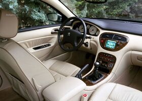 Пежо 607, Седан 2000 - 2004 3.0 i V6 AT (207 Hp)