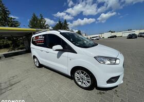 Форд Tourneo Courier, объемом двигателя 1.5 л и пробегом 69 тыс. км за 12311 $, фото 1 на Automoto.ua