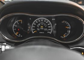 Чорний Джип Grand Cherokee, об'ємом двигуна 2.99 л та пробігом 75 тис. км за 32026 $, фото 12 на Automoto.ua