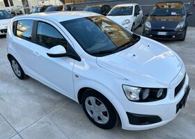 Шевроле Авео 2011 у Європі на Automoto.ua Білий Шевроле Авео, об'ємом двигуна 1.23 л та пробігом 99 тис. км за 4499 $, фото 2 на Automoto.ua