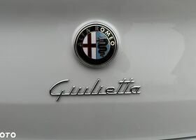 Альфа Ромео Giulietta, об'ємом двигуна 1.74 л та пробігом 161 тис. км за 10799 $, фото 5 на Automoto.ua