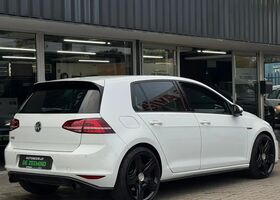 Фольксваген Гольф ГТІ 2013 у Європі на Automoto.ua Білий Фольксваген Гольф ГТІ, об'ємом двигуна 1.98 л та пробігом 221 тис. км за 11063 $, фото 5 на Automoto.ua