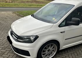 Фольксваген Кадди 2016 в Европе на Automoto.ua Белый Фольксваген Кадди, объемом двигателя 1.97 л и пробегом 183 тыс. км за 10437 $, фото 1 на Automoto.ua