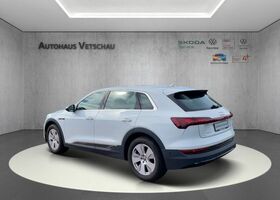 Білий Ауді E-Tron, об'ємом двигуна 0 л та пробігом 36 тис. км за 43301 $, фото 4 на Automoto.ua