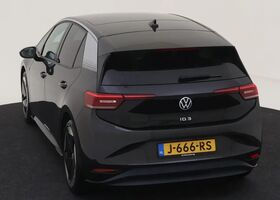 Фольксваген ID.3 2020 в Европе на Automoto.ua Серый Фольксваген ID.3, объемом двигателя 0 л и пробегом 106 тыс. км за 21538 $, фото 1 на Automoto.ua