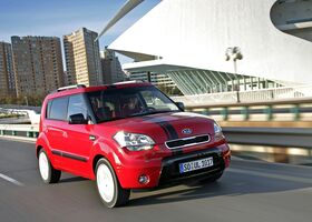 Киа Soul, Хэтчбек 2009 - н.в. 1.6 МТ (124 Hp)