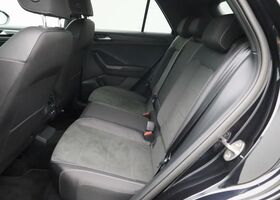 Фольксваген Ті-Рок 2025 у Європі на Automoto.ua Чорний Фольксваген Ті-Рок, об'ємом двигуна 1.5 л та пробігом 26 тис. км за 46045 $, фото 8 на Automoto.ua