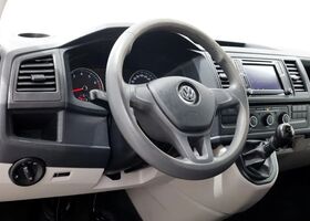 Фольксваген Transporter T6 2019 в Европе на Automoto.ua Белый Фольксваген Transporter T6, объемом двигателя 1.98 л и пробегом 116 тыс. км за 30981 $, фото 11 на Automoto.ua