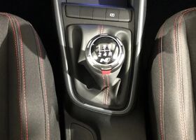 Хендай и20 2025 в Европе на Automoto.ua Хендай и20, объемом двигателя 1.2 л и пробегом 7 тыс. км за 23312 $, фото 12 на Automoto.ua