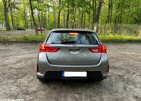 Тойота Ауріс, об'ємом двигуна 1.6 л та пробігом 125 тис. км за 10151 $, фото 5 на Automoto.ua