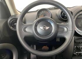 Серый Мини Cooper Countryman, объемом двигателя 2 л и пробегом 130 тыс. км за 15659 $, фото 5 на Automoto.ua