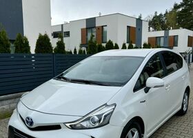 Тойота Prius Plus, об'ємом двигуна 1.8 л та пробігом 260 тис. км за 13499 $, фото 3 на Automoto.ua