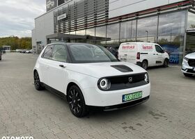 Хонда e, объемом двигателя 0 л и пробегом 6100 тыс. км за 31749 $, фото 2 на Automoto.ua