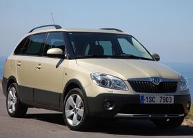 Шкода Фабія, Універсал 2007 - н.в. Combi II 1.6 HTP 16V (105)