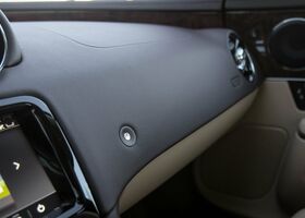 Jaguar XJ 2018 на тест-драйве, фото 34