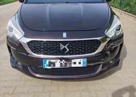 Сітроен ДС5, об'ємом двигуна 2 л та пробігом 172 тис. км за 8272 $, фото 4 на Automoto.ua