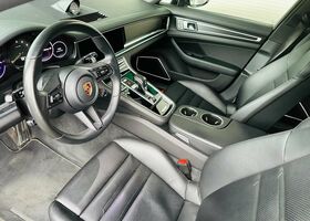 Сірий Порше Panamera, об'ємом двигуна 2.89 л та пробігом 35 тис. км за 113996 $, фото 10 на Automoto.ua