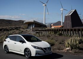 Nissan Leaf 2018 на тест-драйве, фото 2