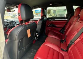 Порше Cayenne, об'ємом двигуна 4.13 л та пробігом 205 тис. км за 34536 $, фото 12 на Automoto.ua