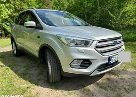 Форд Куга, объемом двигателя 2 л и пробегом 195 тыс. км за 15335 $, фото 2 на Automoto.ua