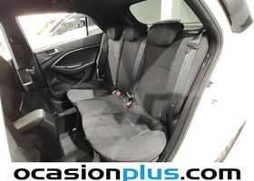 Хендай и20 2020 в Европе на Automoto.ua Белый Хендай и20, объемом двигателя 1 л и пробегом 88 тыс. км за 17230 $, фото 10 на Automoto.ua