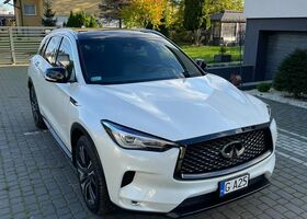 Інфініті QX50, об'ємом двигуна 2 л та пробігом 22 тис. км за 30216 $, фото 4 на Automoto.ua