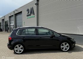 Фольксваген Гольф Спортсван 2017 у Європі на Automoto.ua Чорний Фольксваген Гольф Спортсван, об'ємом двигуна 1.6 л та пробігом 99 тис. км за 13993 $, фото 6 на Automoto.ua