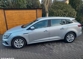 Рено Меган 2022 у Європі на Automoto.ua Сірий Рено Меган, об'ємом двигуна 1 л та пробігом 132 тис. км за 12809 $, фото 1 на Automoto.ua