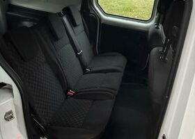 Рено Kangoo E-TECH 2012 в Европе на Automoto.ua Рено Kangoo E-TECH, объемом двигателя 0 л и пробегом 77 тыс. км за 2900 $, фото 8 на Automoto.ua