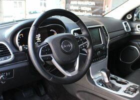 Чорний Джип Grand Cherokee, об'ємом двигуна 2.99 л та пробігом 122 тис. км за 37009 $, фото 3 на Automoto.ua