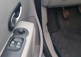 Рено Модус 2006 в Европе на Automoto.ua Рено Модус, объемом двигателя 0 л и пробегом 162 тыс. км за 1850 $, фото 4 на Automoto.ua