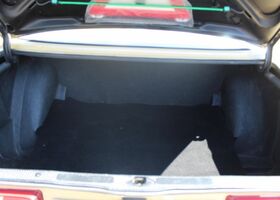 Мерседес 200 1983 в Европе на Automoto.ua Оранжевый Мерседес 200, объемом двигателя 1.97 л и пробегом 160 тыс. км за 8273 $, фото 12 на Automoto.ua