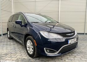 Крайслер Pacifica, об'ємом двигуна 3.61 л та пробігом 160 тис. км за 21382 $, фото 3 на Automoto.ua