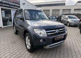 Міцубісі Паджеро 2007 у Європі на Automoto.ua Сірий Міцубісі Паджеро, об'ємом двигуна 3.2 л та пробігом 153 тис. км за 14999 $, фото 11 на Automoto.ua