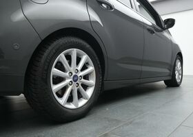 Форд Сі-Макс 2019 у Європі на Automoto.ua Форд Сі-Макс, об'ємом двигуна 1 л та пробігом 99 тис. км за 9900 $, фото 34 на Automoto.ua