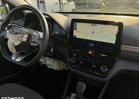 Хендай Ioniq, объемом двигателя 1.58 л и пробегом 120 тыс. км за 8186 $, фото 35 на Automoto.ua