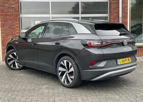 Фольксваген ID.4 2021 в Европе на Automoto.ua Серый Фольксваген ID.4, объемом двигателя 0 л и пробегом 170 тыс. км за 22582 $, фото 2 на Automoto.ua