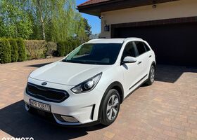 Киа Niro, объемом двигателя 1.58 л и пробегом 149 тыс. км за 13585 $, фото 6 на Automoto.ua