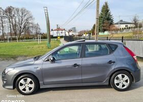 Хендай i30, объемом двигателя 1.4 л и пробегом 170 тыс. км за 4298 $, фото 8 на Automoto.ua