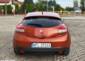 Рено Меган 2009 у Європі на Automoto.ua Рено Меган, об'ємом двигуна 1 л та пробігом 211 тис. км за 4819 $, фото 8 на Automoto.ua