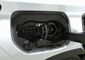 Міцубісі Eclipse Cross 2022 у Європі на Automoto.ua Білий Міцубісі Eclipse Cross, об'ємом двигуна 2.36 л та пробігом 62 тис. км за 25195 $, фото 32 на Automoto.ua