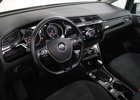 Фольксваген Туран 2019 у Європі на Automoto.ua Сірий Фольксваген Туран, об'ємом двигуна 1.5 л та пробігом 139 тис. км за 27885 $, фото 6 на Automoto.ua