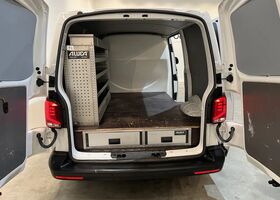Фольксваген T6.1 Transporter 2021 у Європі на Automoto.ua Білий Фольксваген T6.1 Transporter, об'ємом двигуна 1.97 л та пробігом 81 тис. км за 25290 $, фото 3 на Automoto.ua