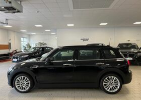 Черный Мини One Clubman, объемом двигателя 1.5 л и пробегом 40 тыс. км за 18706 $, фото 6 на Automoto.ua