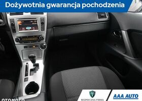 Тойота Авенсіс, об'ємом двигуна 1.8 л та пробігом 159 тис. км за 9935 $, фото 8 на Automoto.ua