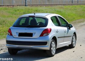 Пежо 207, объемом двигателя 1.4 л и пробегом 165 тыс. км за 3218 $, фото 3 на Automoto.ua